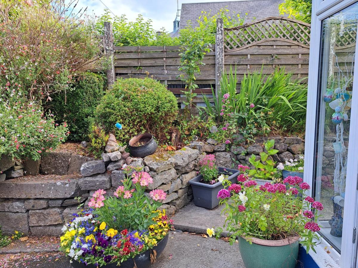 Bearstone House Apartment Loughrea ภายนอก รูปภาพ
