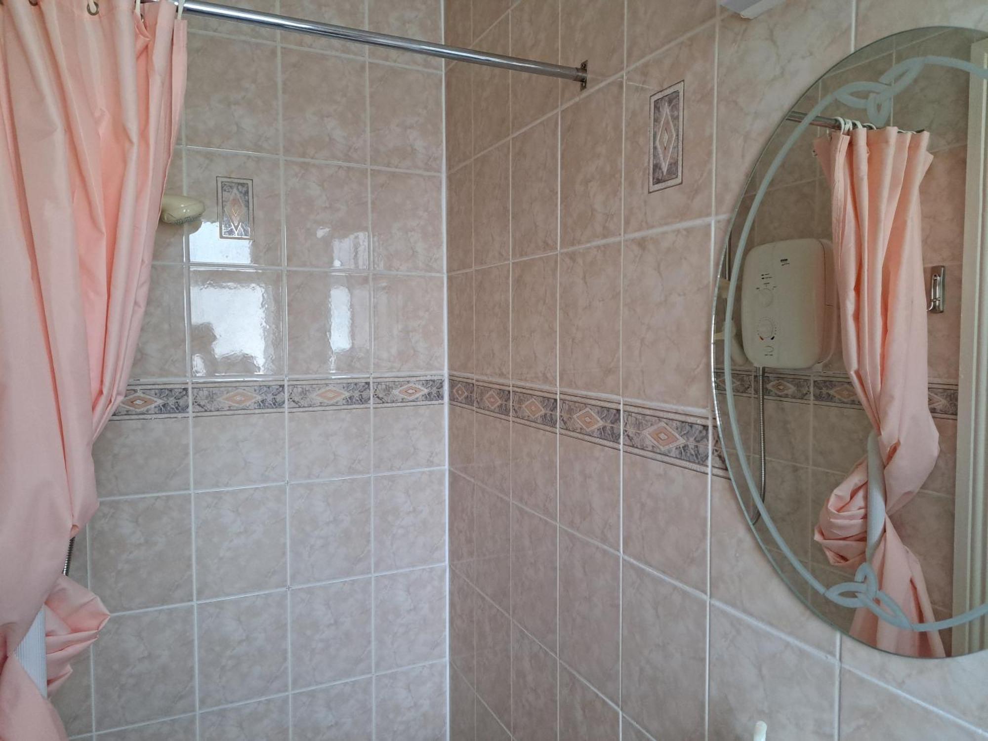 Bearstone House Apartment Loughrea ภายนอก รูปภาพ